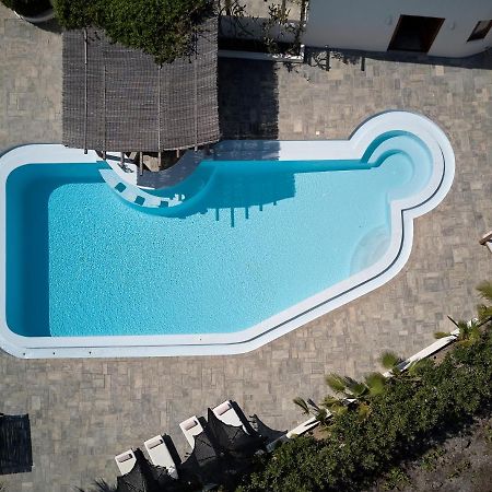 Aquaria Villa คาร์เทราดอส ภายนอก รูปภาพ